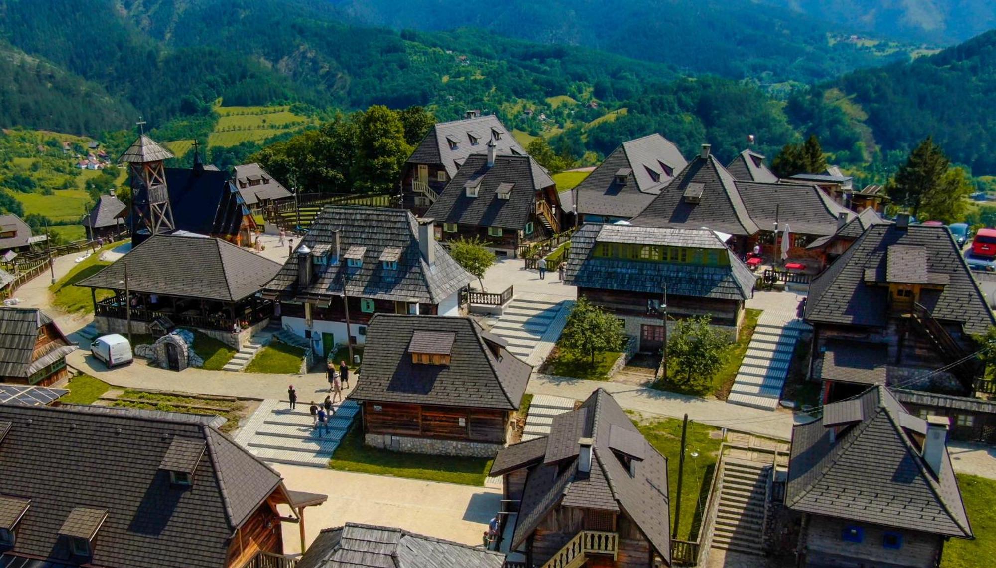 Mecavnik Resort Mokra Gora Eksteriør billede